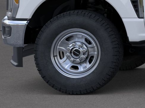 New 2026 Ford F350 XL w/ XL Chrome Package AWD/4WD image 19
