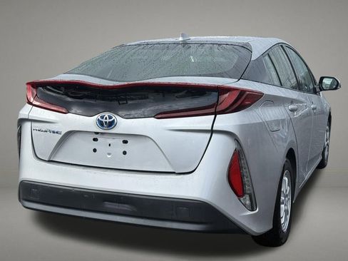 Used 2018 Toyota Prius Prime Plus FWD image 5