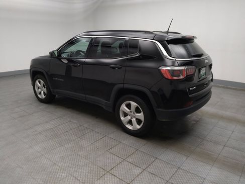 Used 2019 Jeep Compass Latitude w/ Popular Equipment Group AWD/4WD image 3