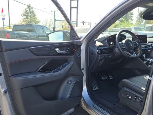 Used 2025 Acura MDX Type S image 58
