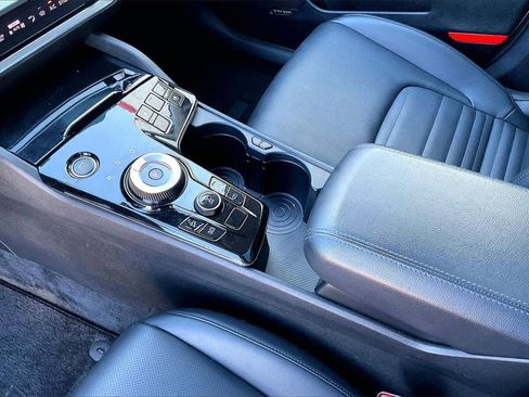 Used 2023 Kia Sportage SX Prestige image 17