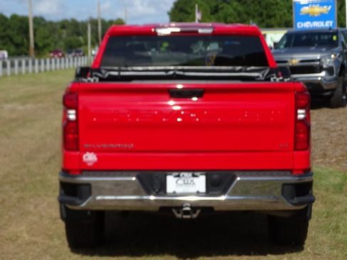 Used 2023 Chevrolet Silverado 1500 LT image 5