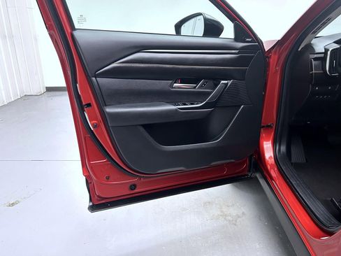 Used 2025 MAZDA CX-50 AWD 2.5 S w/ Premium Plus Pkg image 9