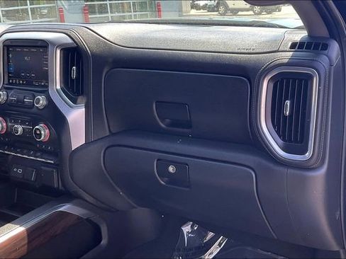 Used 2021 GMC Sierra 1500 SLT image 16