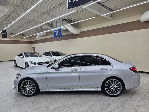 Used 2018 Mercedes-Benz C 300 Sedan image 9