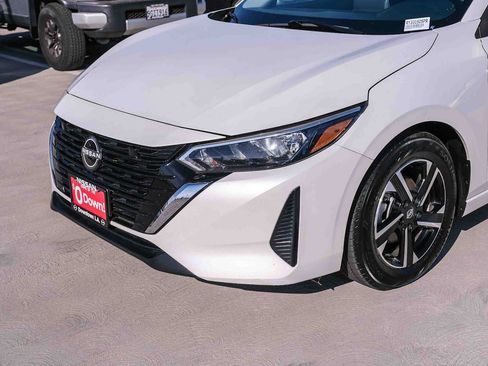 Used 2024 Nissan Sentra SV FWD image 10