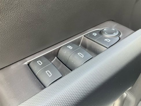 New 2026 Chevrolet Colorado LT w/ LT Convenience Package image 34