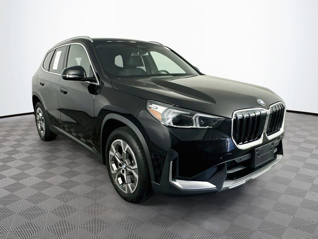 Used 2023 BMW X1 xDrive28i AWD/4WD image 2
