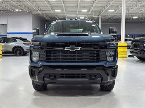 New 2026 Chevrolet Silverado 2500 Custom w/ Custom Value Package image 18