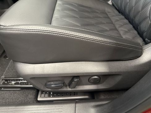 New 2026 Nissan Rogue Platinum image 14