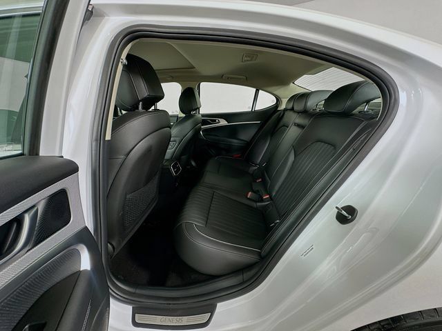Certified 2026 Genesis G70 2.5T Prestige RWD image 26