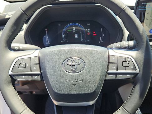 Certified 2026 Toyota Grand Highlander FWD image 15