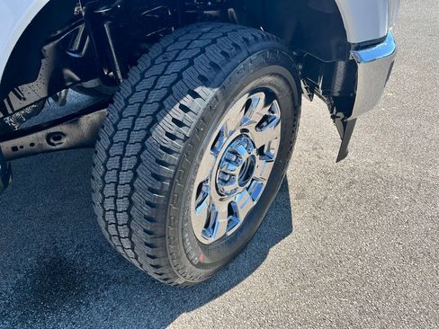 New 2026 Ford F250 Lariat image 6