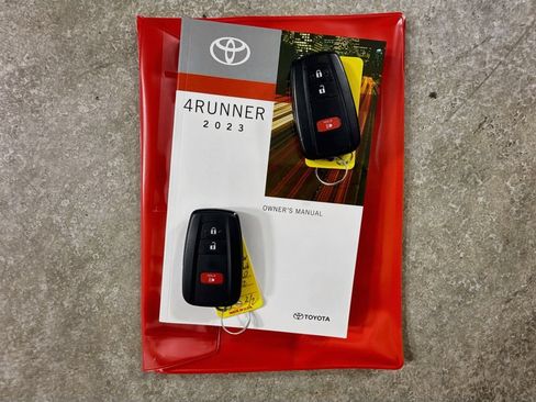 Certified 2023 Toyota 4Runner TRD Off-Road Premium w/ Moonroof Package AWD/4WD image 36