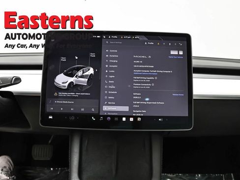 Used 2023 Tesla Model 3 Standard Range image 12
