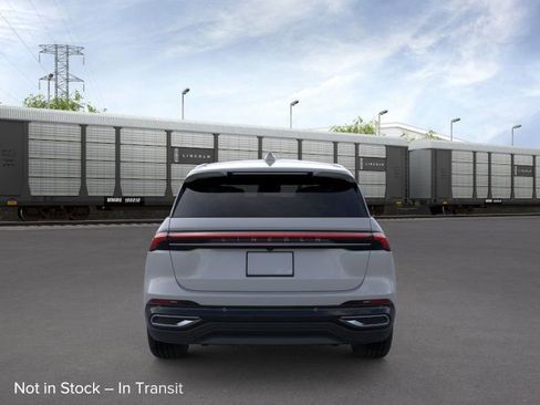 New 2026 Lincoln Nautilus Premier image 34