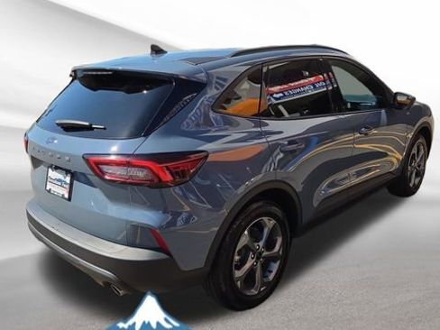 Used 2025 Ford Escape ST-Line FWD image 6