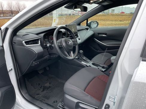 Certified 2025 Toyota Corolla SE image 11