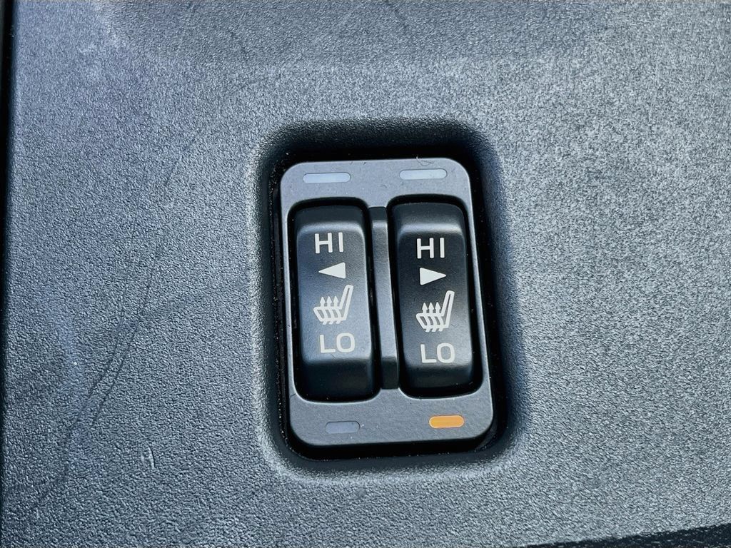 Used 2023 Toyota GR86 Premium RWD image 19