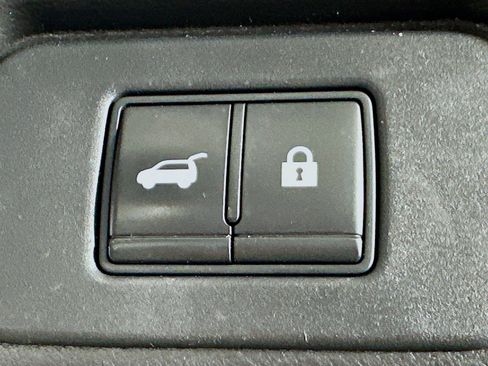 Used 2022 Nissan Rogue SL w/ SL Premium Package image 29