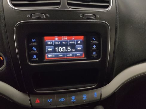 Used 2017 Dodge Journey SE w/ Flexible Seating Group FWD image 25