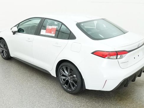 New 2026 Toyota Corolla SE FWD image 5