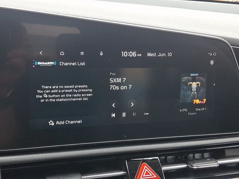 Used 2023 Kia Niro EX FWD image 16