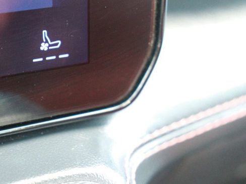 Used 2024 Ford Mustang Premium image 17