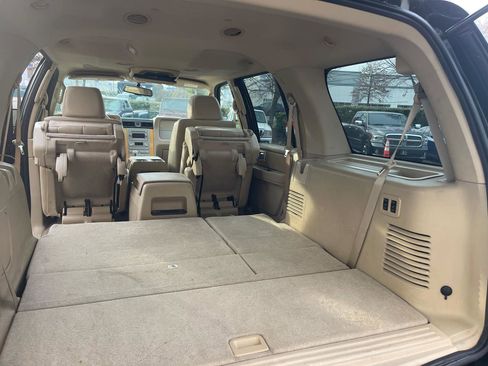 Used 2008 Lincoln Navigator 4WD image 23