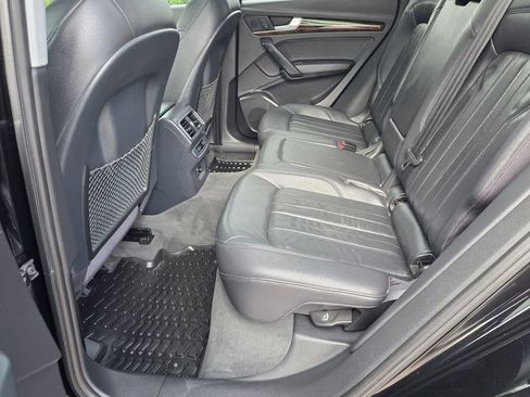 Used 2018 Audi Q5 2.0T Premium AWD/4WD image 39