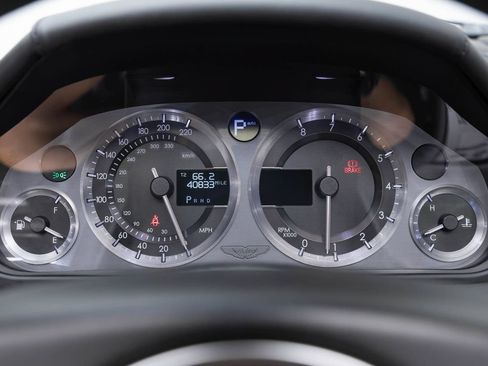 Used 2006 Aston Martin DB9 Volante RWD image 28