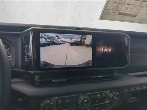 New 2026 Jeep Gladiator Mojave AWD/4WD image 10