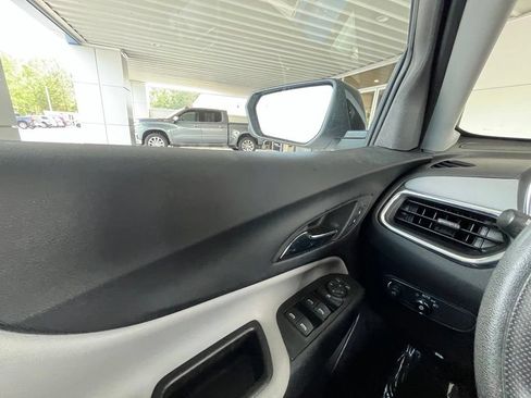 Used 2023 Chevrolet Equinox LS w/ Midnight Edition AWD/4WD image 18