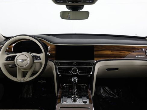 New 2026 Bentley Flying Spur Plug-In Hybrid image 4