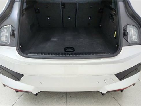 Used 2025 BMW iX xDrive50 image 14