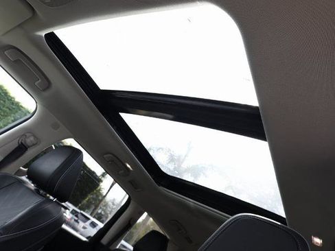 Certified 2025 INFINITI QX80 Luxe RWD image 19