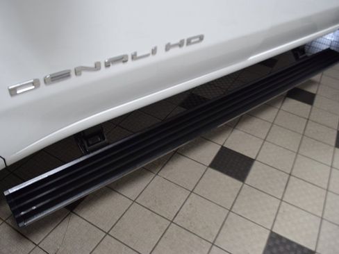 Used 2024 GMC Sierra 3500 Denali w/ Denali Reserve Package image 25