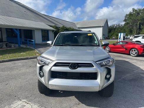 Used 2021 Toyota 4Runner SR5 AWD/4WD image 8