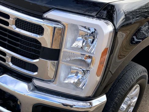 Used 2024 Ford F350 XLT w/ 360-Degree Camera Package image 27