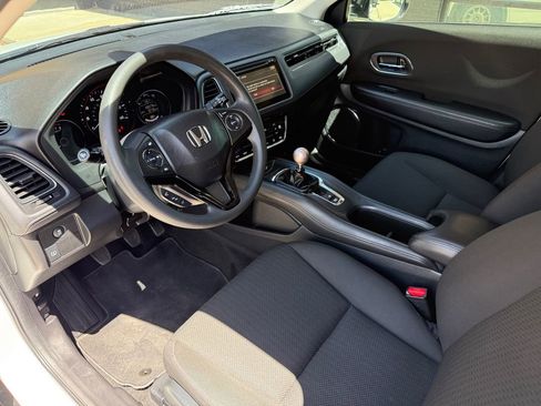 Used 2016 Honda HR-V EX image 20