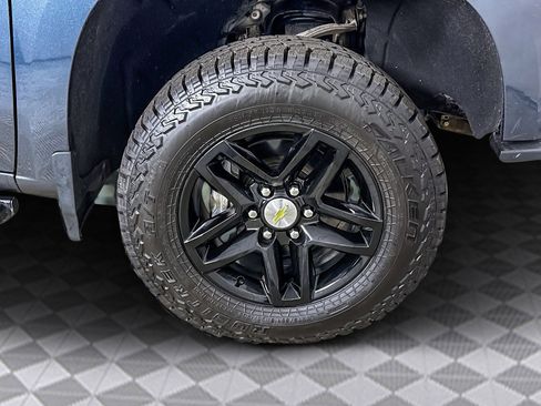 Used 2020 Chevrolet Silverado 1500 Custom Trail Boss w/ Custom Convenience Package image 33