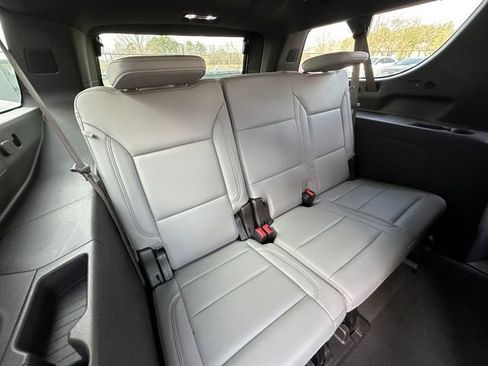 Used 2021 Chevrolet Suburban LT w/ LT Signature Package image 42