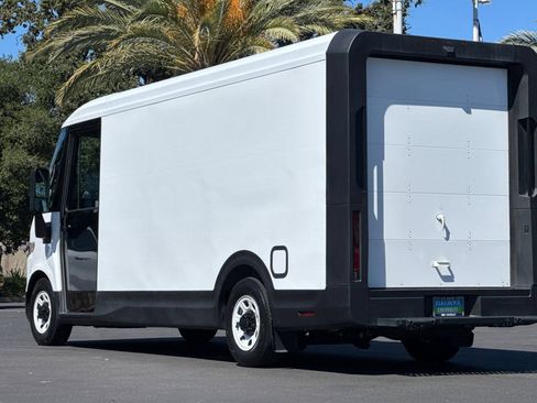 Used 2023 Chevrolet Brightdrop 600 w/ Active Safety Package 2 AWD/4WD image 5