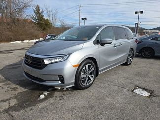 Used 2024 Honda Odyssey Touring video 1