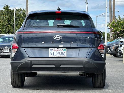 Used 2026 Hyundai Kona SE FWD image 4