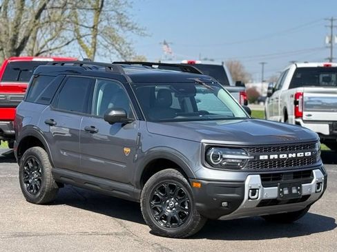 Used 2025 Ford Bronco Sport Badlands AWD/4WD image 40