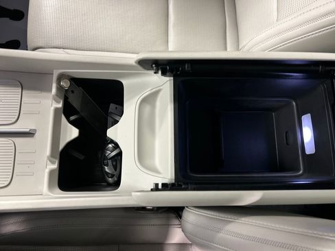 Used 2025 Hyundai Santa Fe Calligraphy image 19