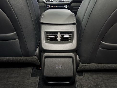 Used 2025 Chevrolet Equinox EV LT image 21