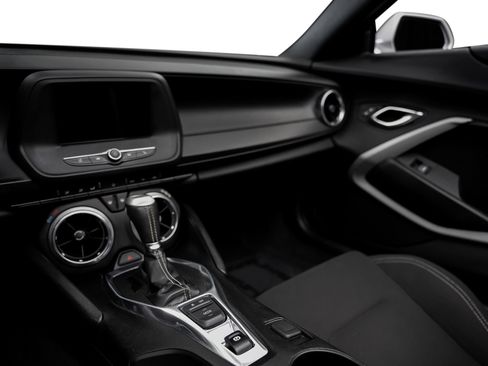 Used 2019 Chevrolet Camaro LT RWD image 41