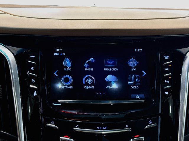 Used 2020 Cadillac Escalade Platinum AWD/4WD image 13